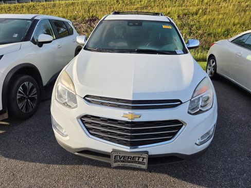Used 2016 Chevrolet Equinox LTZ w/ Enhanced Convenience Package image 2