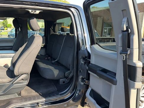 Used 2018 Ford F150 XL w/ Equipment Group 101A Mid AWD/4WD image 27