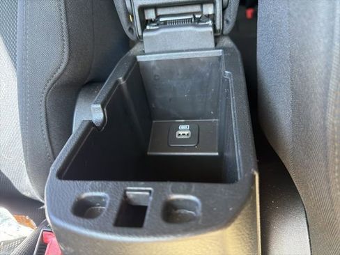 Used 2016 Jeep Renegade Latitude image 28