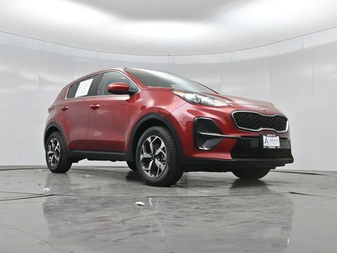 Used 2021 Kia Sportage LX FWD image 2