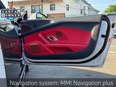 Used 2022 Audi R8 V10 w/ Carbon Exterior Package image 15