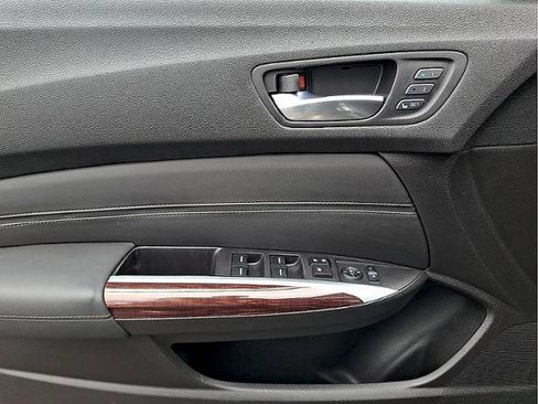 Used 2015 Acura TLX FWD image 10