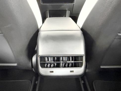 Used 2018 Tesla Model 3 Long Range AWD/4WD image 44