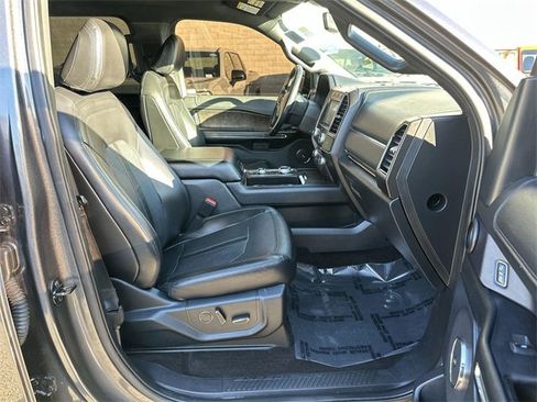 Used 2021 Ford Expedition Limited image 27