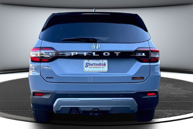 New 2026 Honda Pilot TrailSport image 4