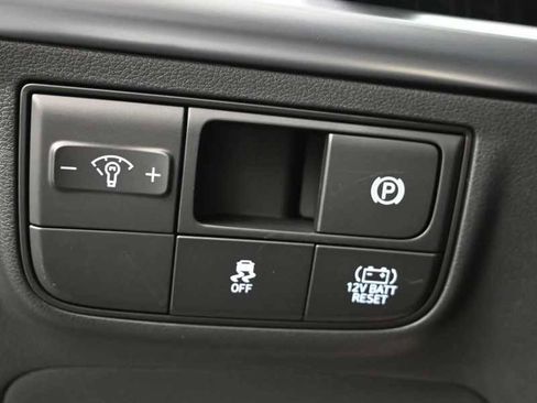 New 2026 Hyundai Tucson Blue SE image 20