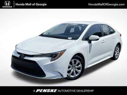 Used 2024 Toyota Corolla LE FWD image 1