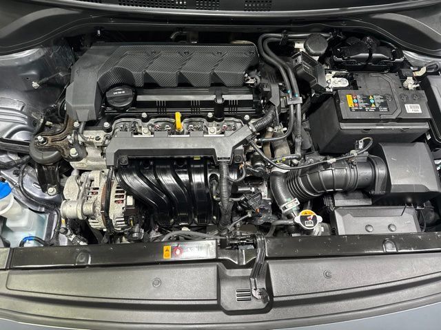Used 2020 Hyundai Accent SE FWD image 6