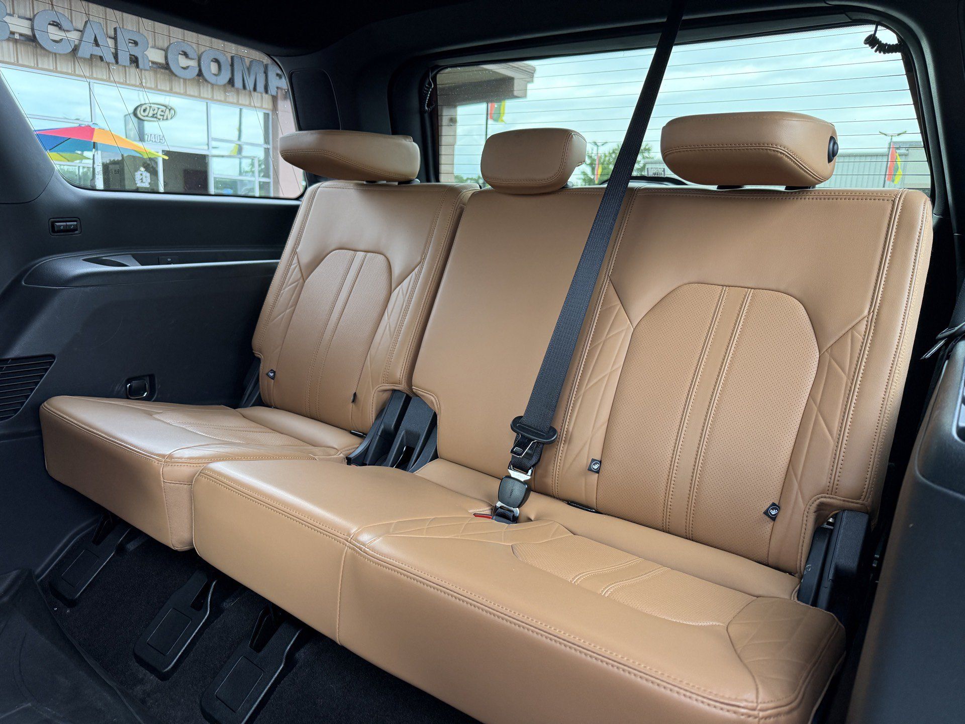 Used 2023 Ford Expedition Platinum AWD/4WD image 35