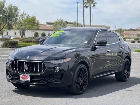 Used 2019 Maserati Levante image 16
