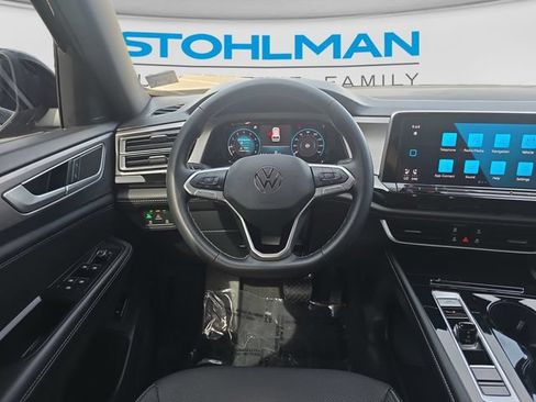 Certified 2024 Volkswagen Atlas Cross Sport SE AWD/4WD image 21