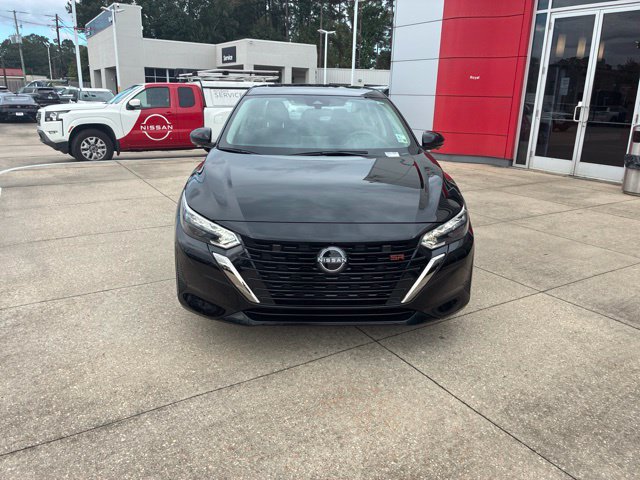 Used 2024 Nissan Sentra SR w/ SR Premium Package FWD image 2