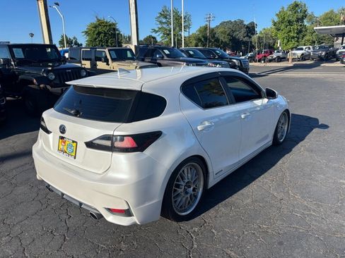 Used 2016 Lexus CT 200h FWD image 6