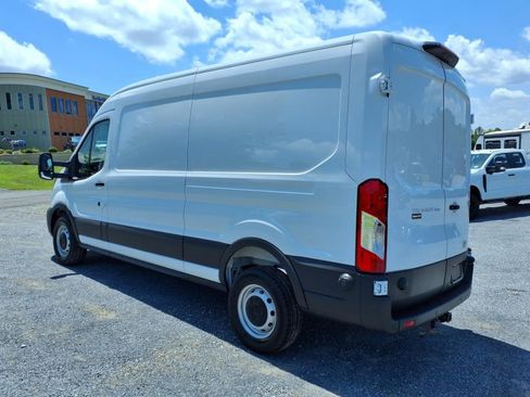 New 2025 Ford Transit 250 148 Medium Roof image 4