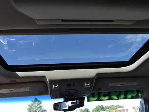 Used 2019 GMC Yukon Denali w/ Denali Ultimate Package image 33