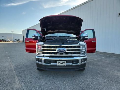 Used 2023 Ford F350 Lariat w/ Lariat Ultimate Package AWD/4WD image 12