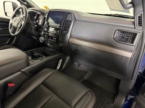 Used 2024 Nissan Titan PRO-4X w/ Pro-4x Convenience Package AWD/4WD image 25