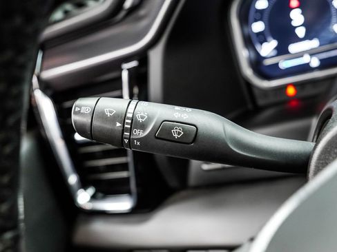 Used 2024 GMC Sierra 3500 Denali Ultimate image 37