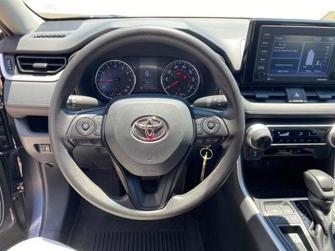 Certified 2021 Toyota RAV4 LE FWD image 5