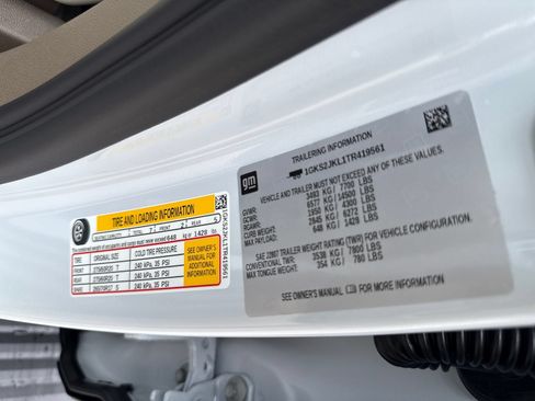 New 2026 GMC Yukon XL Denali w/ Sun & Power Step Package AWD/4WD image 32