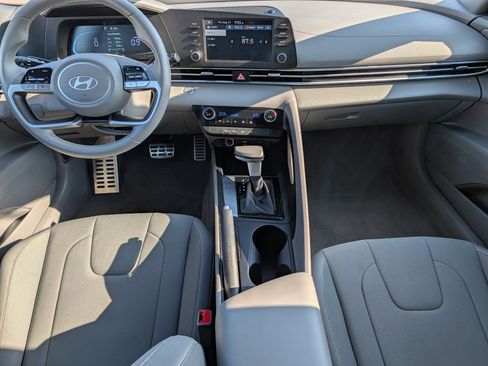 Certified 2026 Hyundai Elantra Sport FWD image 10