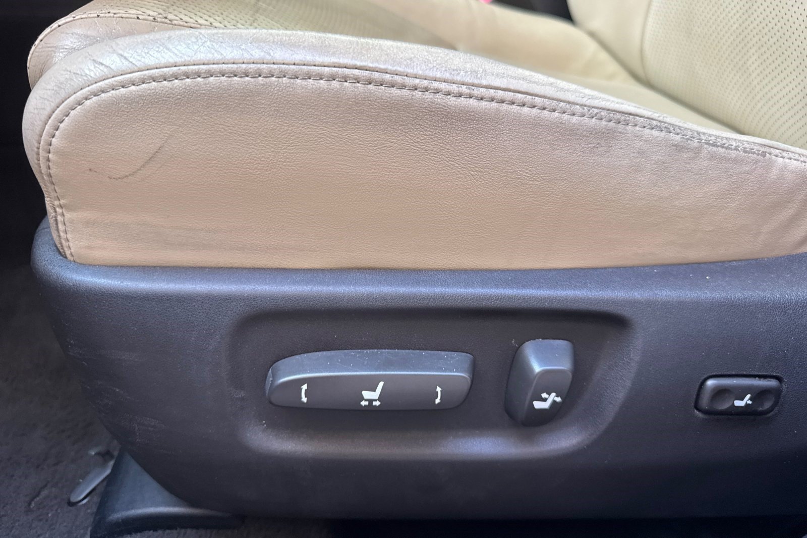 Used 2010 Lexus HS 250h FWD image 14