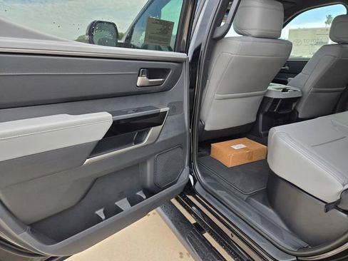 New 2026 Toyota Tundra Limited AWD/4WD image 17