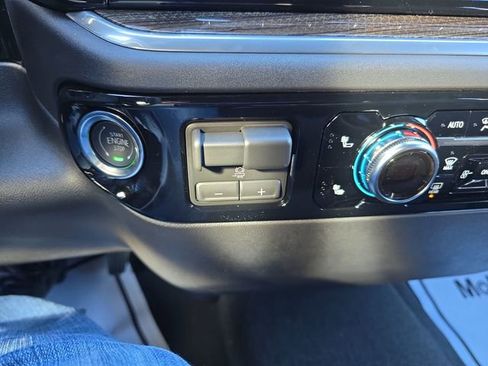 New 2026 GMC Sierra 1500 Elevation image 20