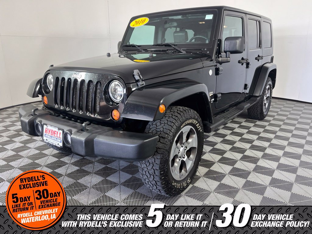 Used 2010 Jeep Wrangler Unlimited Sahara w/ Dual Top Group AWD/4WD image 13
