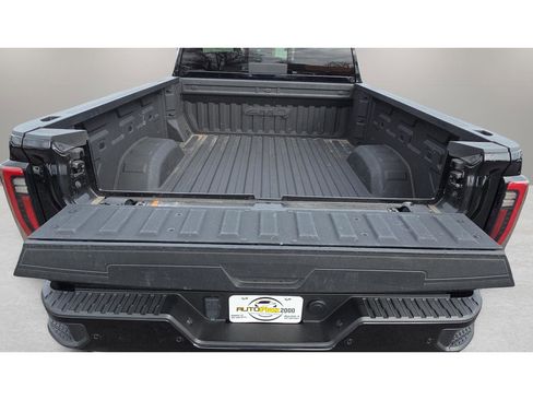Used 2024 GMC Sierra 2500 AT4 w/ AT4 Premium Plus Package image 21