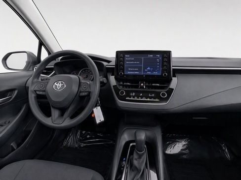 Used 2021 Toyota Corolla LE FWD image 27