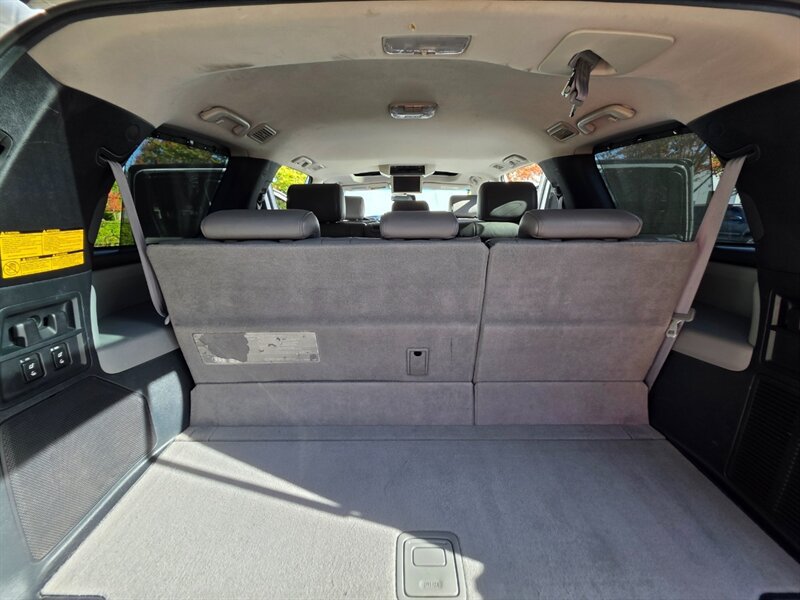 Used 2008 Toyota Sequoia Limited AWD/4WD image 32
