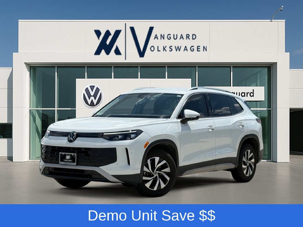 Used 2025 Volkswagen Tiguan S FWD image 1