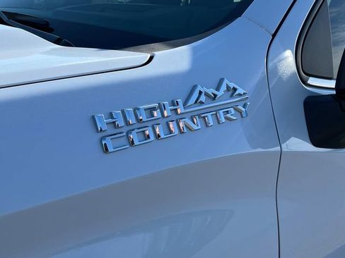 New 2026 Chevrolet Silverado 1500 High Country AWD/4WD image 13