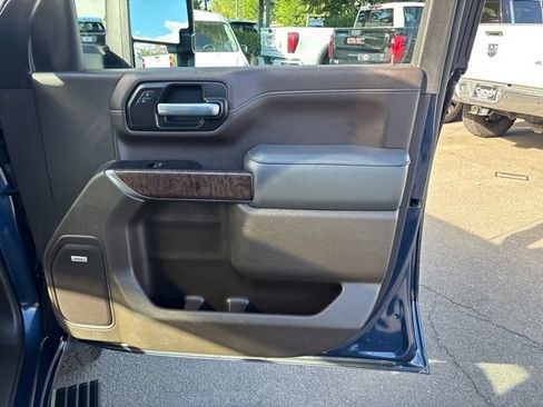 Used 2021 GMC Sierra 2500 Denali w/ Denali Ultimate Package AWD/4WD image 37