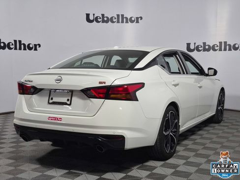 Used 2024 Nissan Altima 2.5 SR FWD image 7