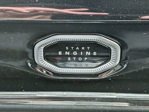 New 2026 Jeep Grand Cherokee Altitude RWD image 28
