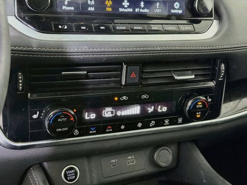 Used 2023 Nissan Rogue SL w/ SL Premium Package FWD image 21