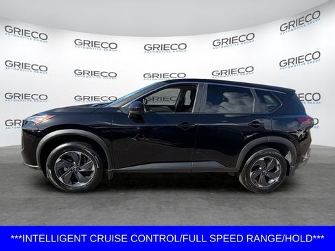 Certified 2025 Nissan Rogue SV FWD image 4