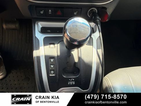Used 2016 Jeep Compass Latitude FWD image 30
