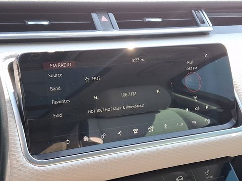 Used 2019 Land Rover Range Rover Velar R-Dynamic SE AWD/4WD image 18