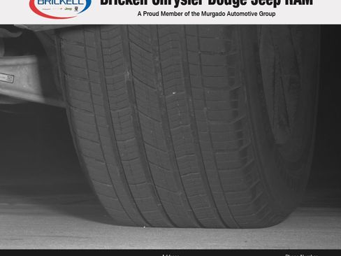 Used 2024 Jeep Grand Cherokee Altitude image 12