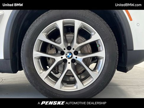 Certified 2025 BMW X5 xDrive40i w/ Premium Package AWD/4WD image 23