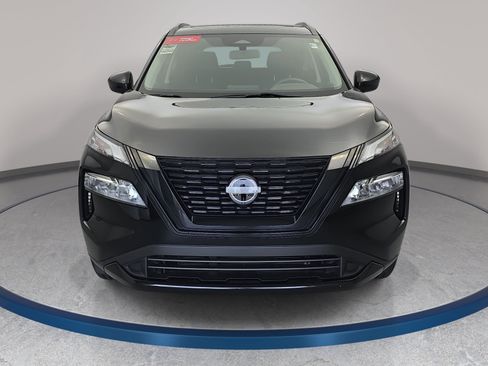 Certified 2023 Nissan Rogue SV w/ SV Premium B Package FWD image 2