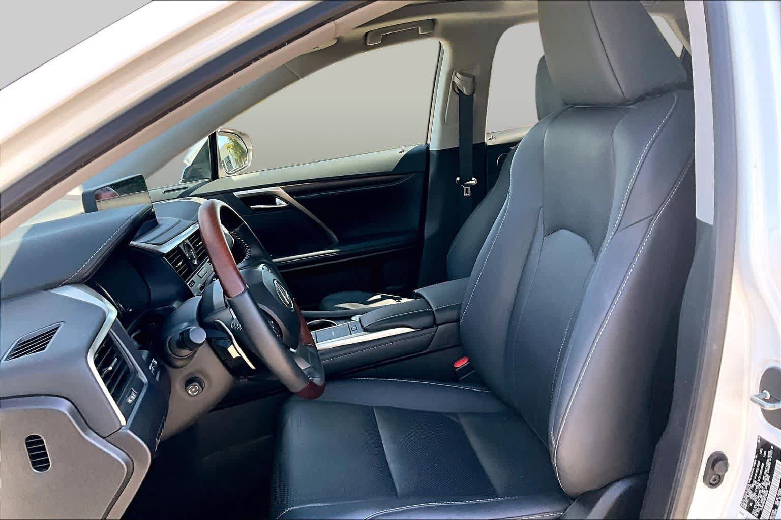 Used 2022 Lexus RX 350 FWD w/ Premium Package image 8