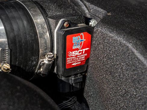 Used 2006 Ford GT image 81