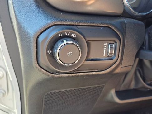 Used 2023 Jeep Wrangler Sport image 28