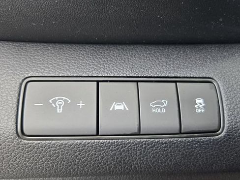 Used 2023 Hyundai Santa Fe SEL FWD image 24