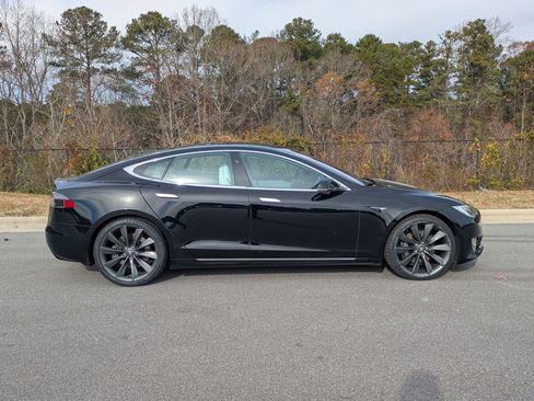 Used 2017 Tesla Model S 100D image 4