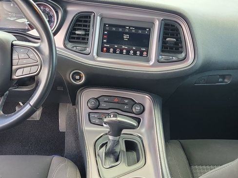 Used 2023 Dodge Challenger SXT image 18